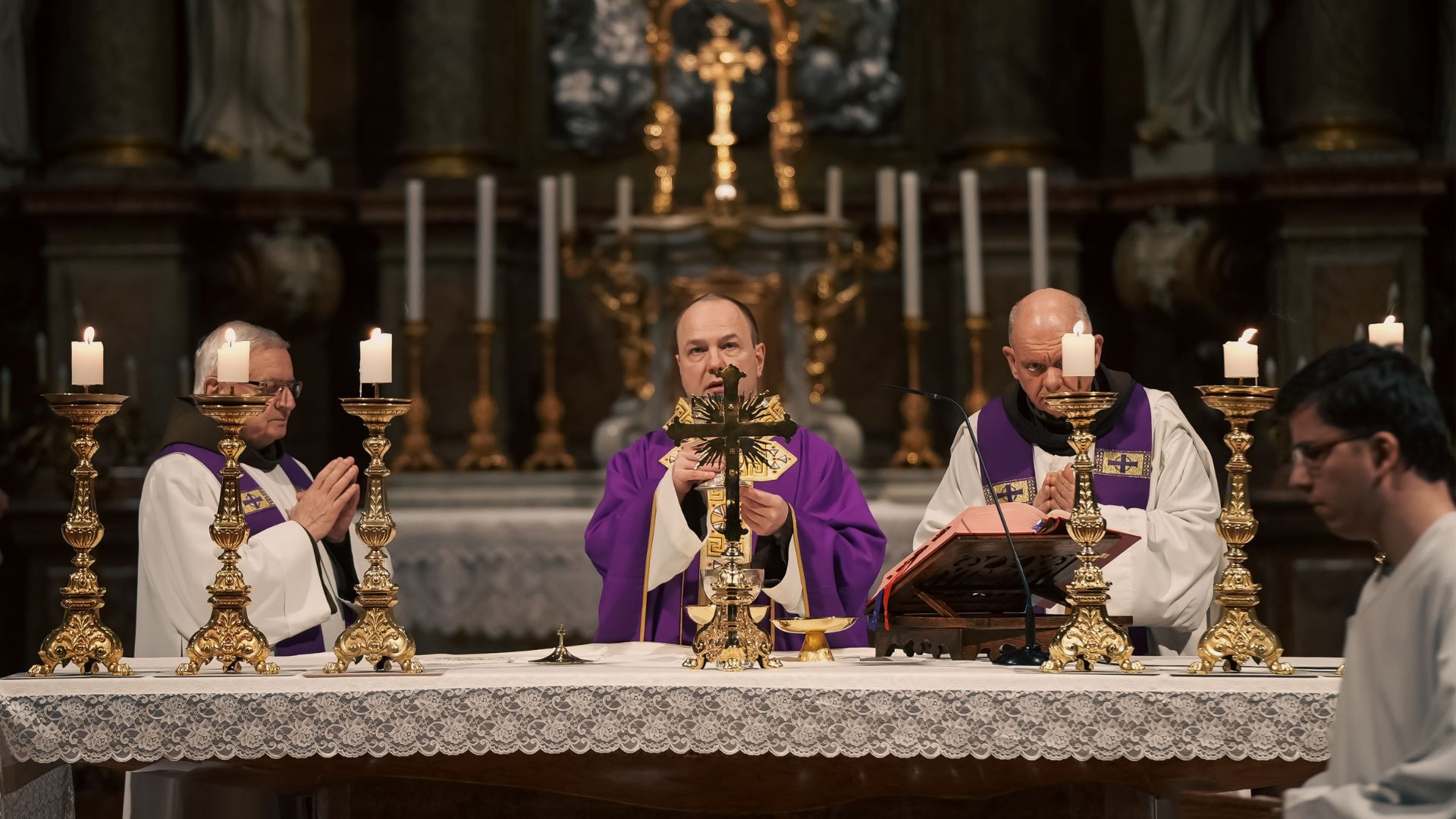 pestiferencesek miseszándék 3