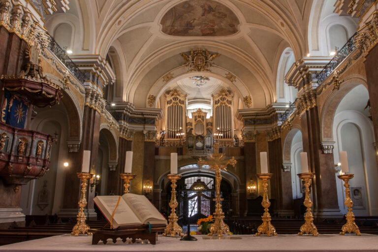 templombelső orgonával