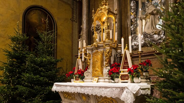 webkiemelt_karácsony